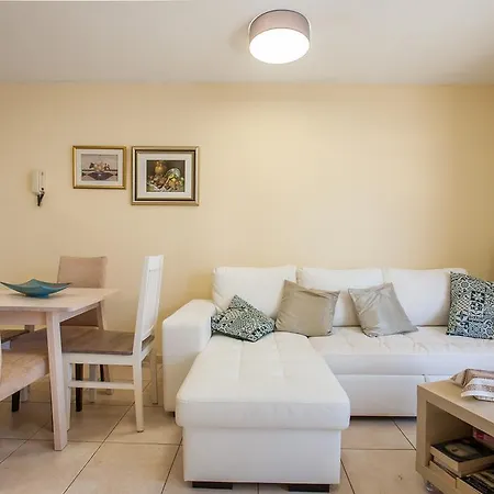 Puerto Santiago 1 Bedroom Puerto de Santiago (Tenerife)